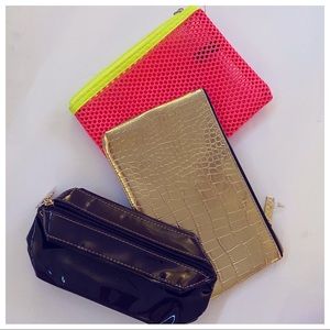 Lot of 3 NEW Makeup Bags! K21